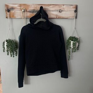 New Balance Women's Quilted Hooded Pullover Sweater - Black cropped boxy xs